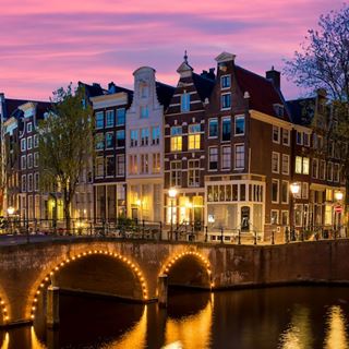 Geef Rondvaart door de Amsterdamse grachten cadeau