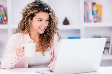 Verras je secretaresse Verras je secretaresse met een cadeau