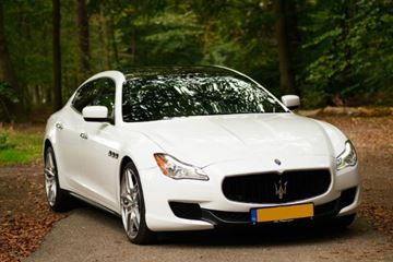 Cadeau autoliefhebber rijden in een Maserati Cadeau autoliefhebber Maserati rijden